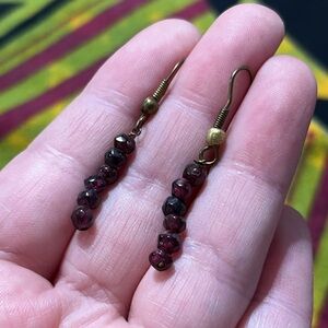VTG Bali Style Indian Garnet Beaded Brass Metal Pierced Earrings